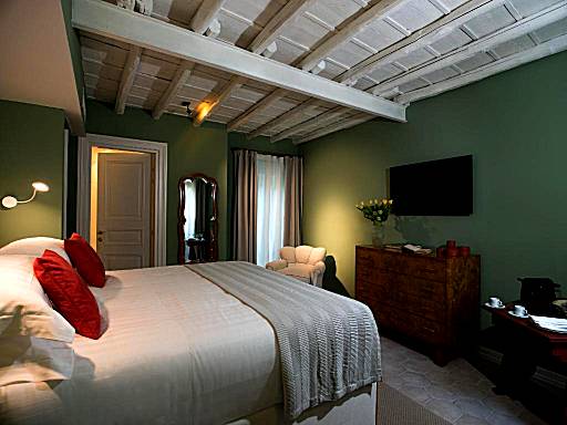 7 of the Best Small Luxury Hotels in Cape May